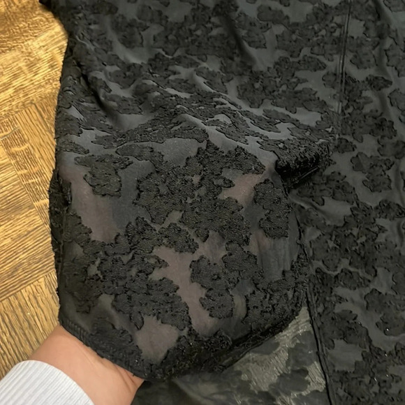 ARITZIA | Wilfred Anvers split-back Tee - Picture 5 of 8